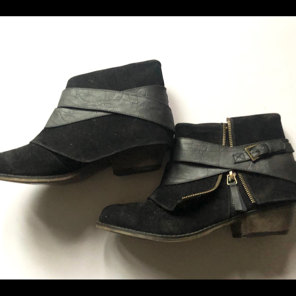 New Super Cute Qupid Ankle Boots